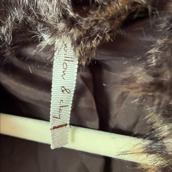 Willow & Clay Faux Fur Coat NWOT - Picture 3 of 7